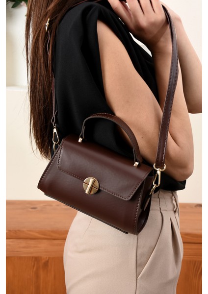 Lüks Tasarımlı Çapraz Askılı El ve Omuz Çantası modelleri