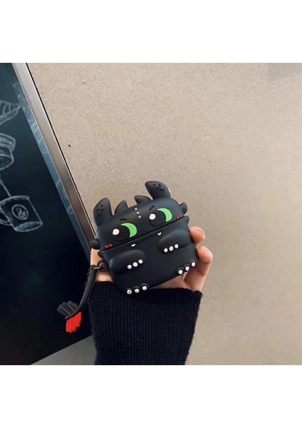 Airpods Pro 3. Nesil Uyumlu Night-Fury Tasarımlı Karakter Silikon Koruma Kılıf ( 2025 ) indirimleri