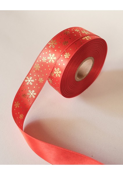 Yılbaşı Temalı Saten Kurdele, Altın Varak Kar Desenli Hediye Paketleme Şeridi, Kırmızı, 2.5cm x 20M