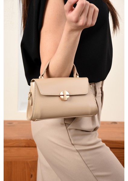 Lüks Tasarımlı Çapraz Askılı El ve Omuz Çantası modelleri