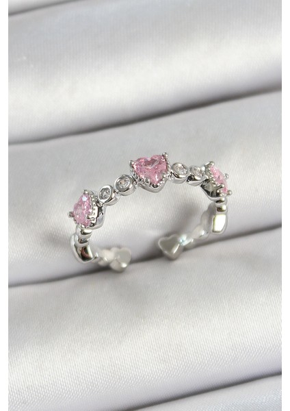 Pirinç Sıralı Kalp Figürlü Zirkon Taşlı Gümüş Renk Ayarlanabilir Kadın Yüzük