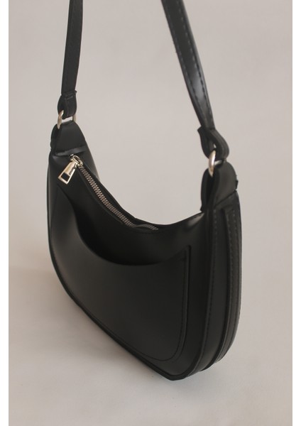 Opena Baget Çanta Siyah fırsatları