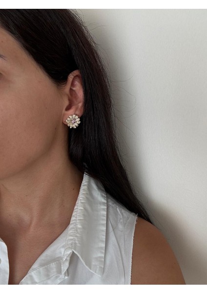 Xuping Pembe Taşlı Zirkon Çiçek Model Gold Küpe modelleri