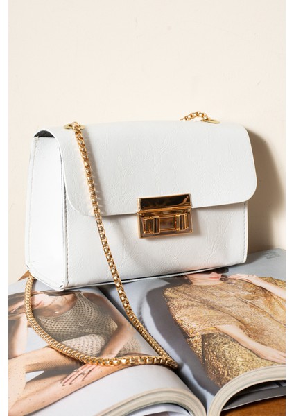 Kadın Çapraz Zincir Askılı Omuz Çantası