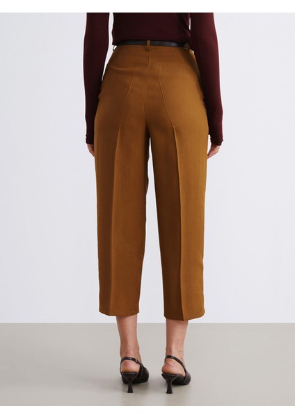 Yeni Sezon Beli Kemerli Havuç Kesim Kadın Pileli Pantolon indirimleri