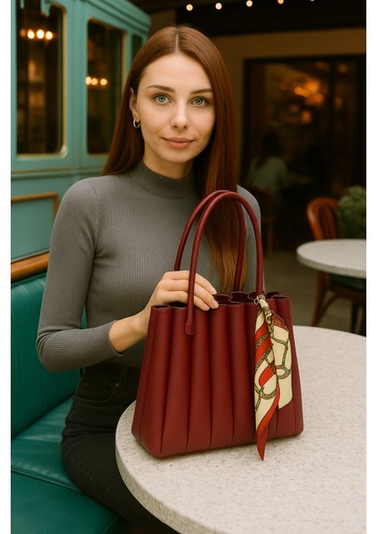 Pileli Lüks Fular Detaylı Omuz Çantası Makyaj Çantası Hediyeli