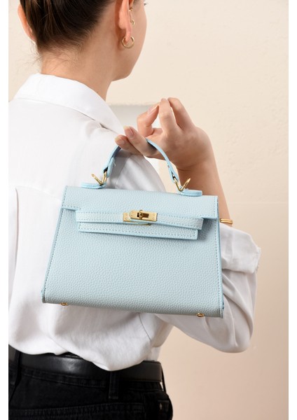 Lüks Kilit Detaylı Çapraz Askılı El ve Omuz Çantası fırsatları