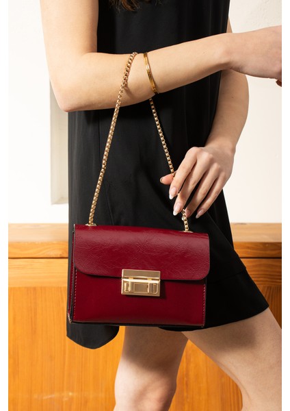 Kadın Çapraz Zincir Askılı Omuz Çantası modelleri