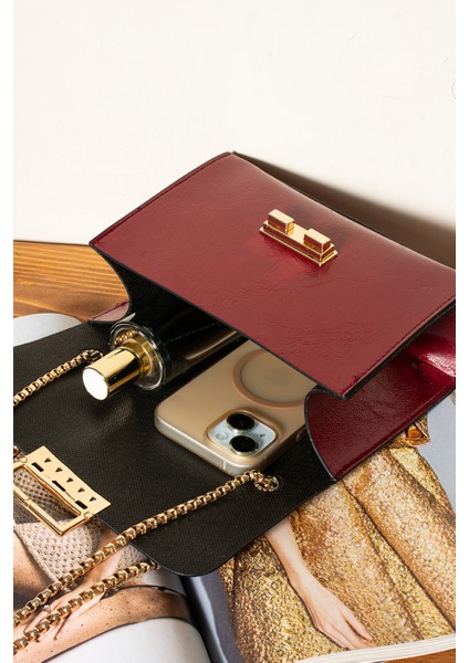 Kadın Çapraz Zincir Askılı Omuz Çantası fırsatları