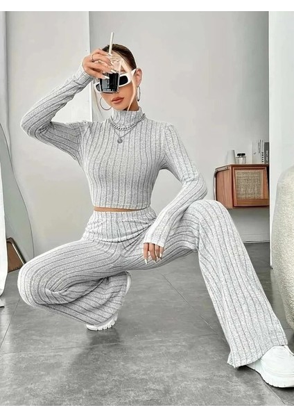 Gri Uzun Kollu Balıkçı Yaka Şardonlu Crop ve Pantolon Kadın Alt Üst Takım fırsatları