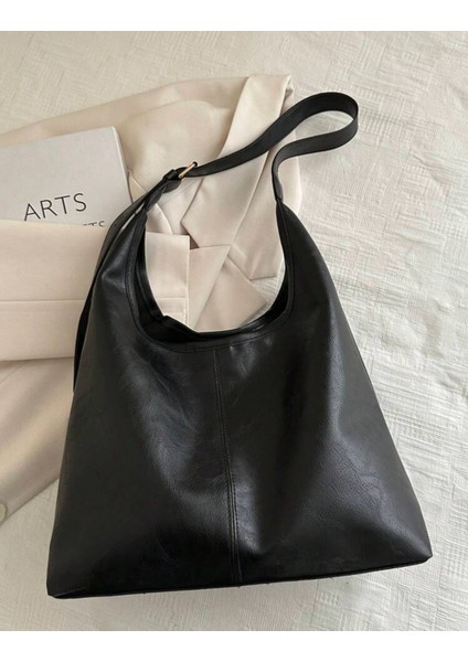 Büyük Kapasiteli Salaş Omuz Çantası modelleri