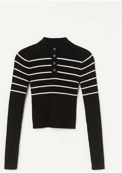 Yakası Düğme Detaylı Triko Kadın Kazak fiyatları