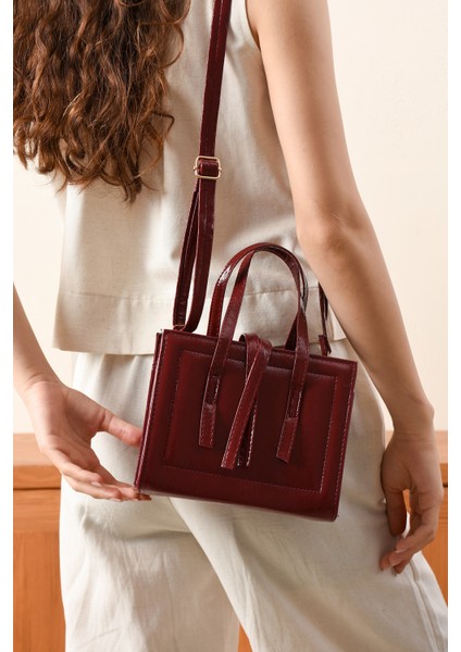 Lüks Reyhani Kutu Çapraz Askılı El ve Omuz Çantası modelleri