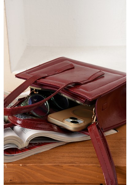 Lüks Reyhani Kutu Çapraz Askılı El ve Omuz Çantası fırsatları