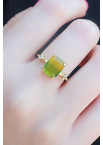 Gold Renk Renkli Zirkon Taşlı Pirinç Kadın Yüzük