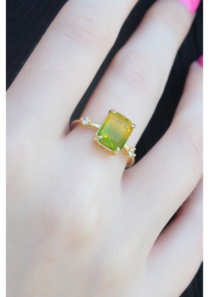 Gold Renk Renkli Zirkon Taşlı Pirinç Kadın Yüzük fiyatları