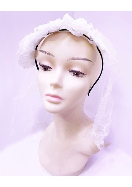 Uzun Duvaklı Üstü Beyaz Çiçekli Parti Tacı