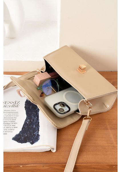 Lüks Mini Özel Tasarım Kilit Detaylı Çapraz Askılı Omuz Çantası fırsatları