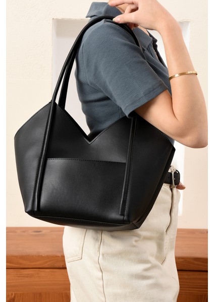 Kadın Şık Tasarımlı Omuz ve Kol Çantası + Yavru Çanta modelleri