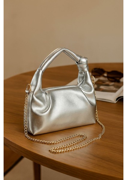 Lüks El Çantası Özel Gün Şık Tasarım