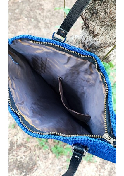 El Işi Örme Çanta / Mavi Makrome Ipi Ile Tığ Işi / Astarlı, Iç ve Dış Cepli (38X29) indirimleri