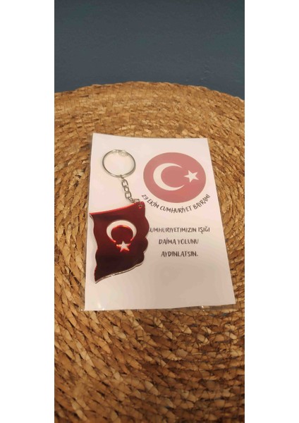 29 Ekim Cumhuriyet Bayramı Pleksi Dalgalı Bayrak Anahtarlık 10 Paket fiyatları