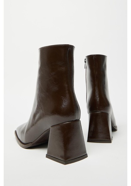 Kadın Kahverengi Rugan Bot & Bootie Küt Burun Topuklu Fermuarlı Şık modelleri