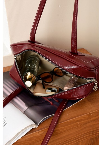 Kadın Lüks Şık Tasarımlı Kaliteli Işçilikli Omuz Çantası fırsatları