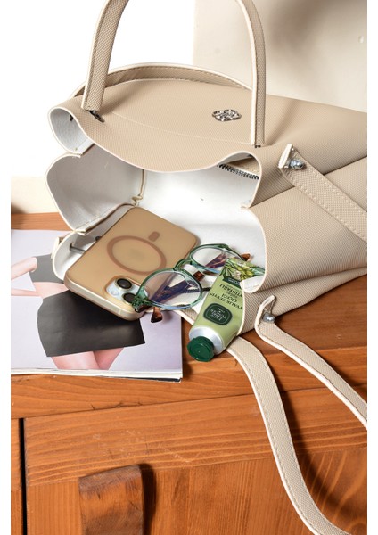 Lüks Büyük Kapasiteli Demir Kulplu Omuz Çantası fırsatları