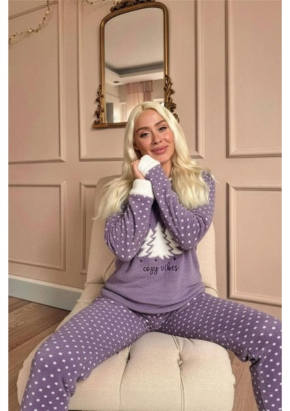 Lila Pine Tree Desenli Kadın Peluş Pijama Takımı fırsatları