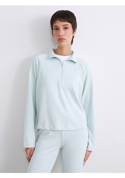 Yeni Sezon Dik Yaka Oversize Kadın Sweatshirt