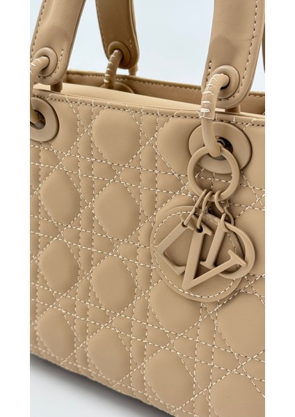 Kahve Kare Aksesuar Detaylı El Çantası Orijinal Levid'or Premium modelleri