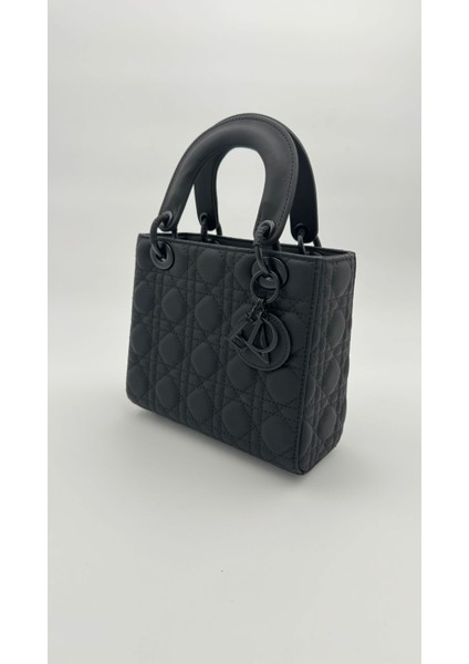 Siyah Kare Aksesuar Detaylı El Çantası Orijinal Levid'or Premium fiyatları