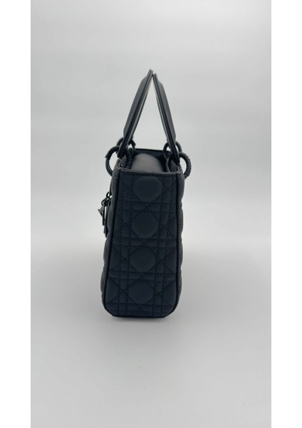 Siyah Kare Aksesuar Detaylı El Çantası Orijinal Levid'or Premium fırsatları