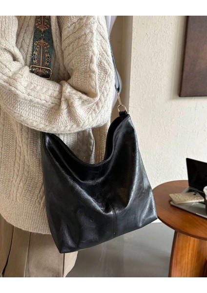 Kolon Askılı Kova Salaş Çanta