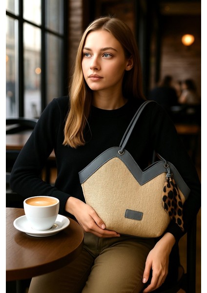 Kadın Özel Tasarım Hasır Kumaş Omuz ve Kol Çantası Leopar Fular Detaylı fiyatları