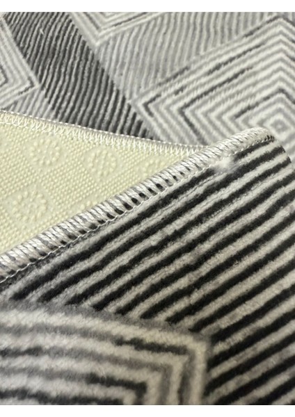 Çok Renkli Kaymaz Tabanlı 60X100 Klozet Takımı, Şık ve Güvenli Kullanım Sağlar. modelleri