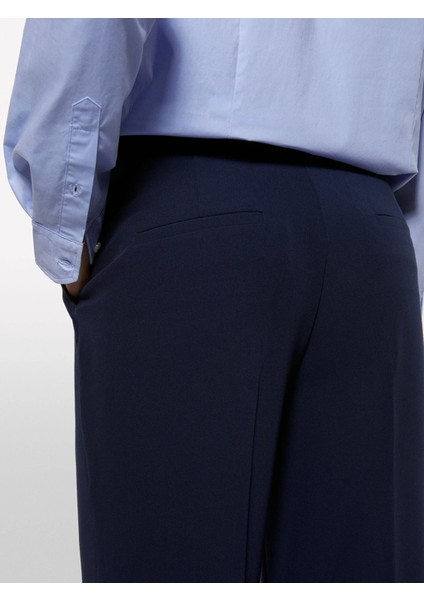 Viskoz Karışımlı Normal Bel Bol Paça Pantolon Kadın Lacivert Pantolon - 325A4KVXLF02I fırsatları