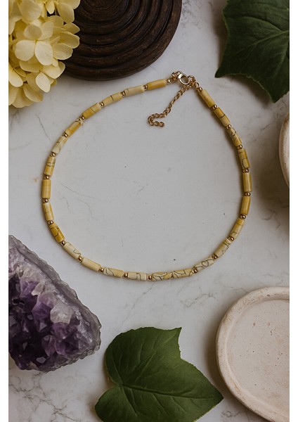 Desenli Silindir ve Boncuklu Kolye – Krem & Bej Tonları (El Yapımı) indirimleri