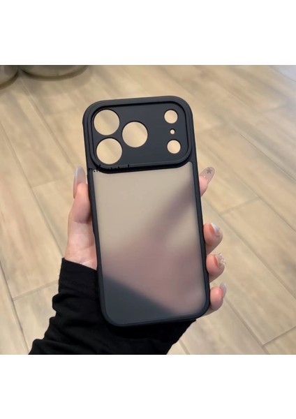 Apple iPhone 17 Pro Kılıf Mat Parmak Izi Yapmaz Kamera Korumalı Renkli Tuşlu Silikon Kapak