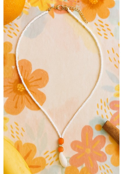 Inci Uçlu Turuncu Detaylı Beyaz Kum Boncuk Kolye - El Yapımı Ayarlanabilir fiyatları