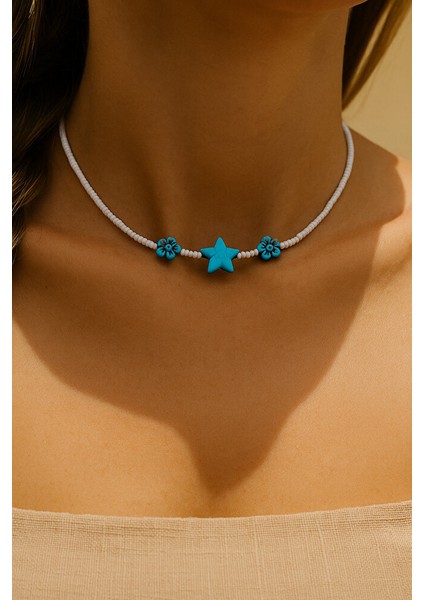 El Yapımı Beyaz Boncuklu Turkuaz Yıldız ve Çiçek Detaylı Kolye modelleri