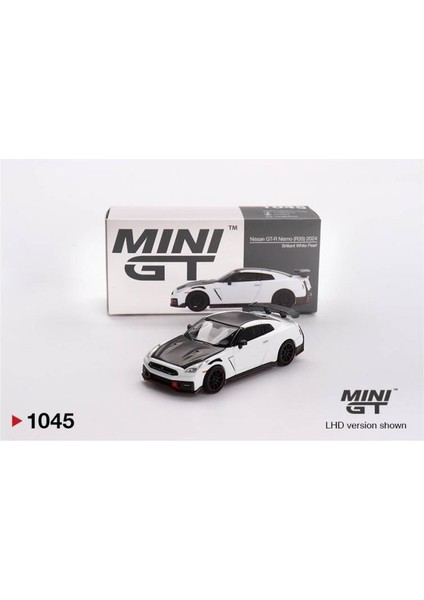 1045 Nissan Gt-R Nismo 2024 Brilliant White Pearl 1/64 Model Araba