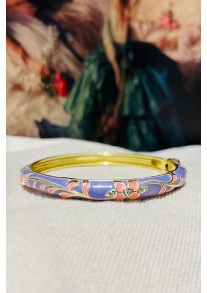 Mineli, Taşlı ve Çiçek Desenli Mor Kelepçe Bileklik