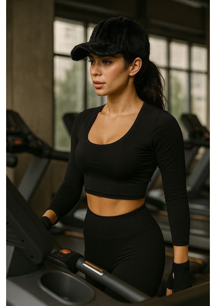 Kadın Peluş Şapka-Kışlık Spor Şık Kapaklı Şapka fırsatları