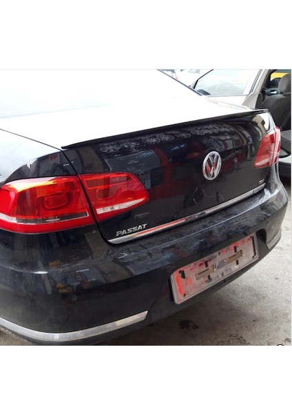 Volkswagen Passat B7 / B8 / 8.5 Bagaj Üstü Spoiler Piano Black modelleri