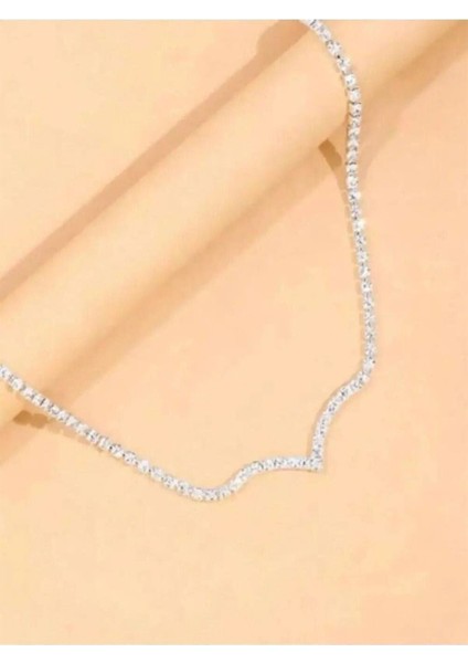 Gümüş Renk Katmanlı Su Yolu V Model Yeni Sezon Vip Zirkon Abiye Kolye