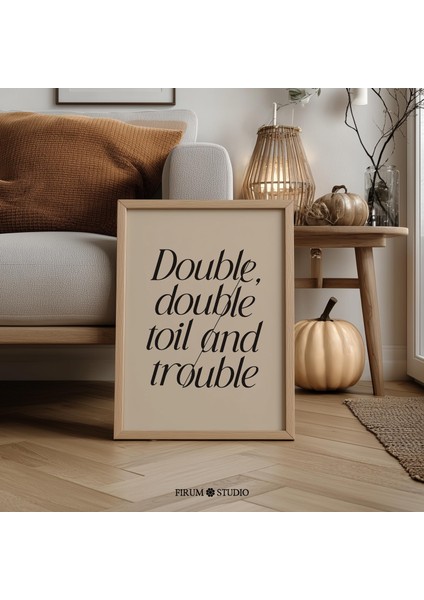 Minimalist Cadılar Bayramı Duvar Sanatı: Çift Çift Emek ve Sıkıntı ( )