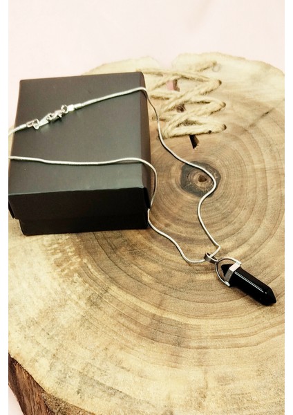 Onix Doğal Taşı Zincirli El Yapımı Tasarımlı Kolye Uç: 3,5 cm Zincir: 20 cm Kutulu fırsatları