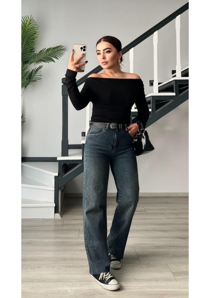 Siyah Kayık Yaka Uzun Kollu Bluz fırsatları